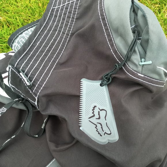 Fox Racing Surf Swim Pants With scraper? - Picture 5 of 5